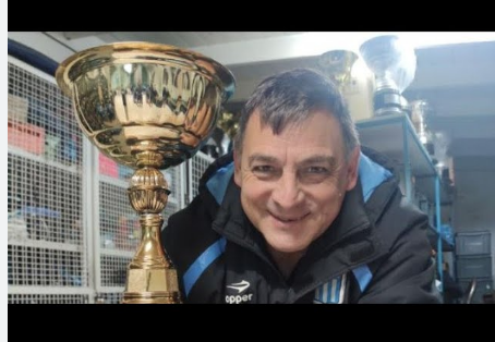 EstoesRacingOk's tweet photo. En @EstoesRacingOk  vamos a hablar con Beto Mouzo, DT del Senior de Racing que ganó en el clásico en el día de ayer.

📺https://t.co/zQzwa0kNY6 https://t.co/EJyGv0nWQ3