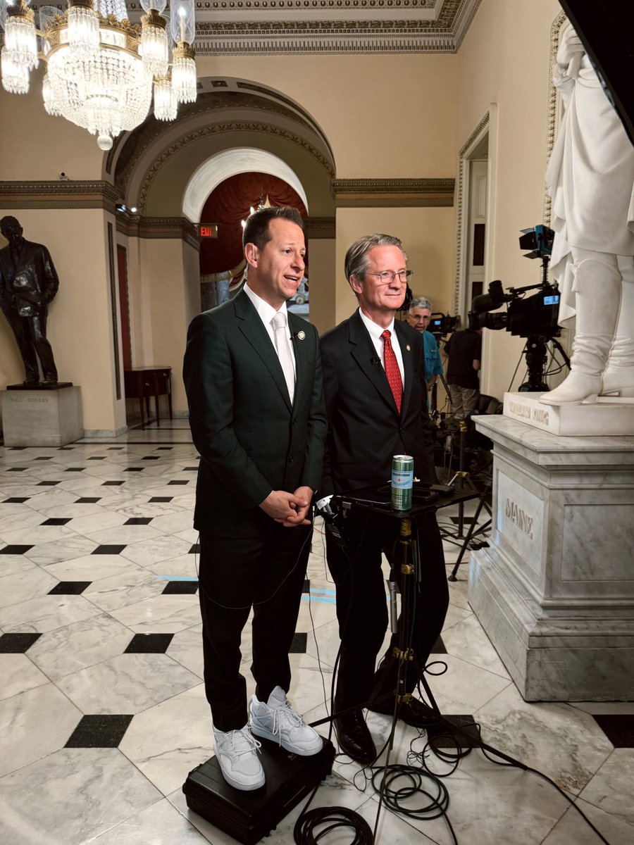 timburchett's tweet photo. I was on @CNN with @jaketapper and @JaredEMoskowitz really stepped up. https://t.co/5KqLQww0vC