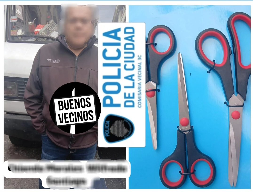 buenosvecinosBA's tweet photo. Balvanera
🔴Secuestran mercadería ofrecida en la vía pública durante un operativo

La Policía de la Ciudad labró un acta contravencional y secuestró mercadería que era comercializada sin autorización en la vía pública, en el marco de los 👇 https://t.co/OnlrxDfTth https://t.co/q5KOqQJJsi