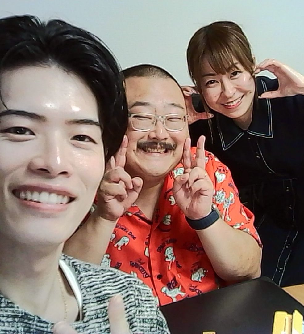 pegachantv's tweet photo. おはようございます🌞
昨日トイカメラで撮影した写真です。

仲良さそうでしょ…笑？ https://t.co/EG9LxY7qN4