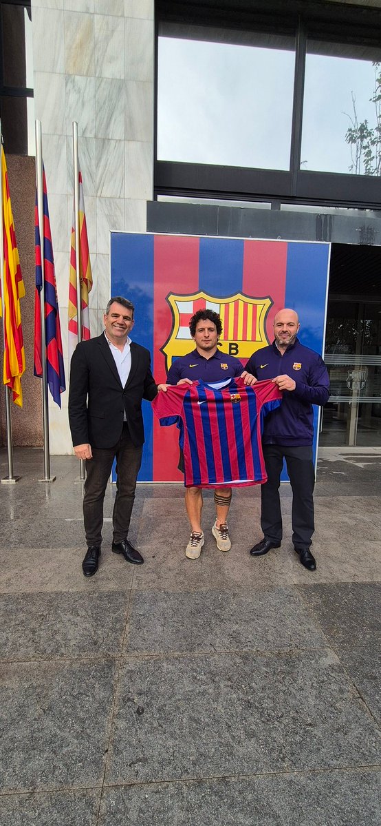 avrfcb's tweet photo. Benvingut al Barça Juan Pablo!!! 🔵🔴🏉
________________

Bienvenido al Barça Juan Pablo!!!
🔵🔴🏉

Som-hi!!!!

@MamutSocino 
@FCBarcelona 
@BarcaAmateurs 
#fcb 
#culers 
#barçarugby 
#barcelona https://t.co/mWNldbs52V