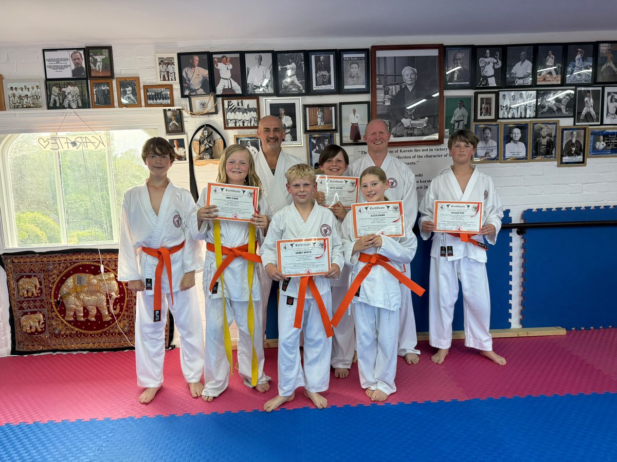 CBacsak's tweet photo. What a fantastic grading evening today at Hagakure Dojo.
This is exactly how a strong Shotokan – Fudokan community is built.
Keep going. Keep improving. Keep fighting forward.
ICHI… NI… SAN…FUDOKAN
OSS 📷 https://t.co/vSEOh6GcgU
