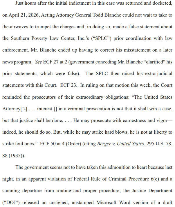 DavidLKeating's tweet photo. If true, as is likely, disgusting tactics by the DOJ in the SPLC case.

The superseding indictment given to the press last night was a draft!

I'm sure @whignewtons would never have done anything like that.

Link to the full brief below. https://t.co/Ka4S4ngu4M