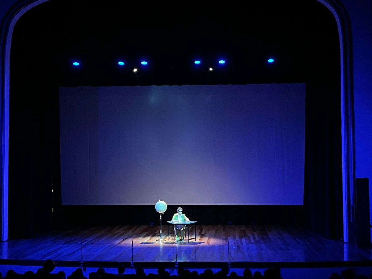capitolquito's tweet photo. 🎭✨ #EspaciosCulturales | Así se vivió el III Festival Intercolegial de Teatro “La 29 Teatral” en el Teatro Capitol.

Talento, creatividad y emoción sobre el escenario de la mano de jóvenes estudiantes ❤️🎭

@culturaquito

#QuitoRenace #QuitoNoSeDetiene https://t.co/T34bV1mM6i