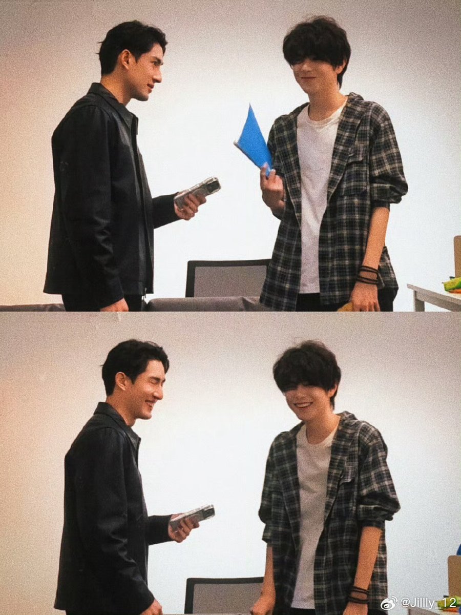 xiaosee_'s tweet photo. Hahaha this so funny 😆

#AydenSng #LyuSitong #DoubleHelix https://t.co/hVrcjpcMir