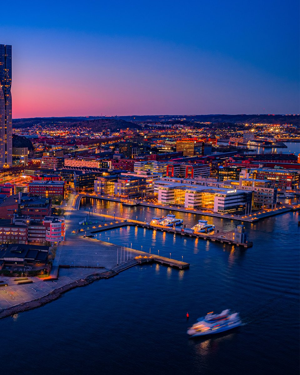 NatureRoot88's tweet photo. Gothenburg, Sweden https://t.co/MfyObiWN7b