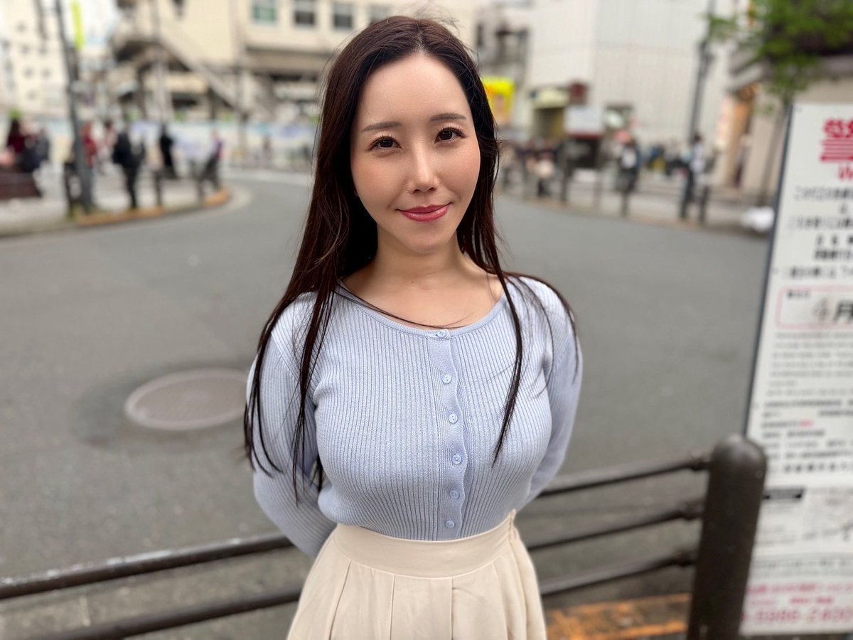 jgamtpjda's tweet photo. 夏目玲香さん@reika_life0) のインタビュー続編が、おとなイズムで公開されました🌈🌈

前編もめちゃくちゃ伸びておりますので、ぜひ見てね！！！

ぜひ👇
https://t.co/n81gt3yBec https://t.co/R8TtQPXFOx