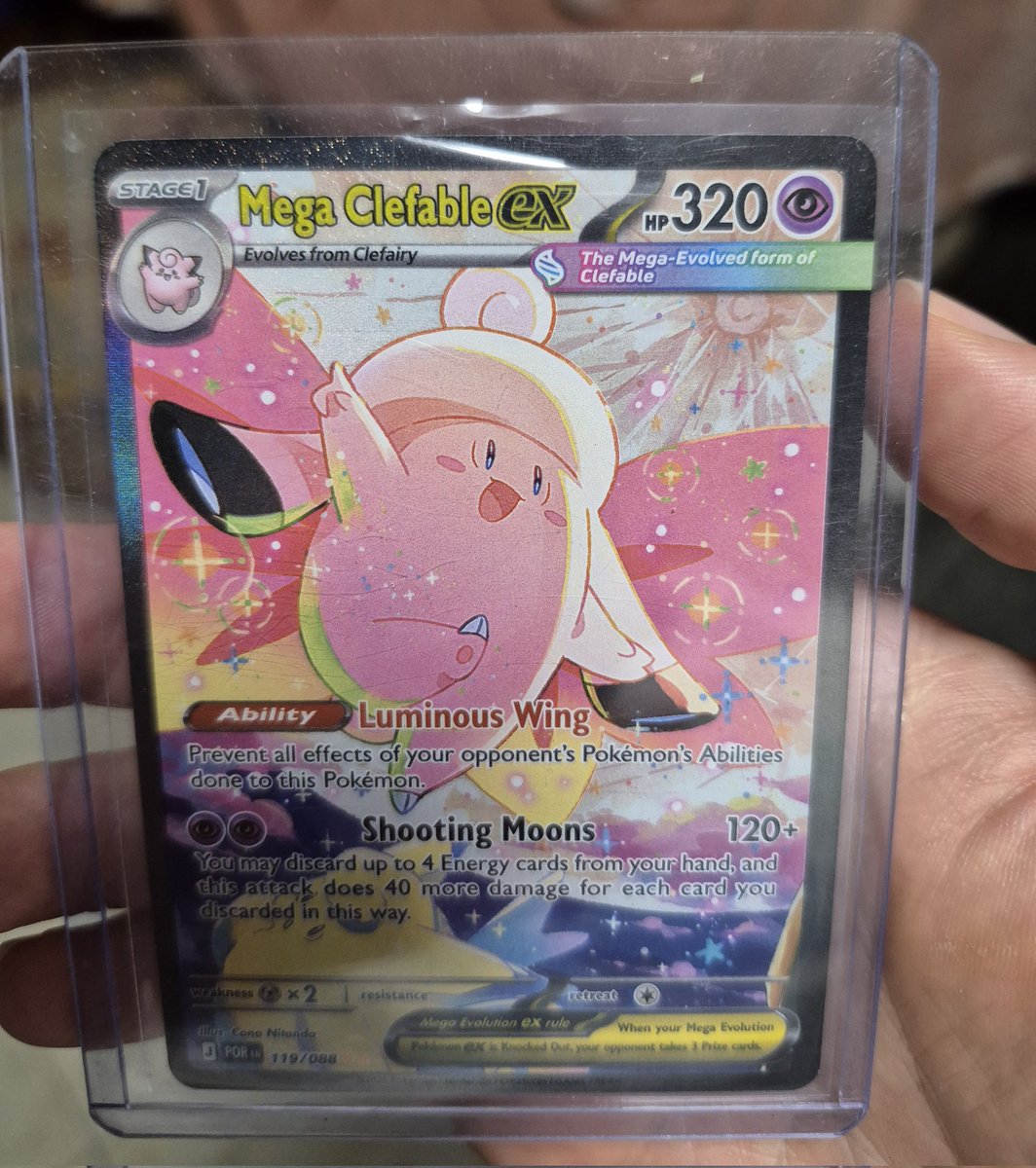 KnockoutCards's tweet photo. Opened a pokeball with my wife and pulled this https://t.co/IRjggyK7Pn