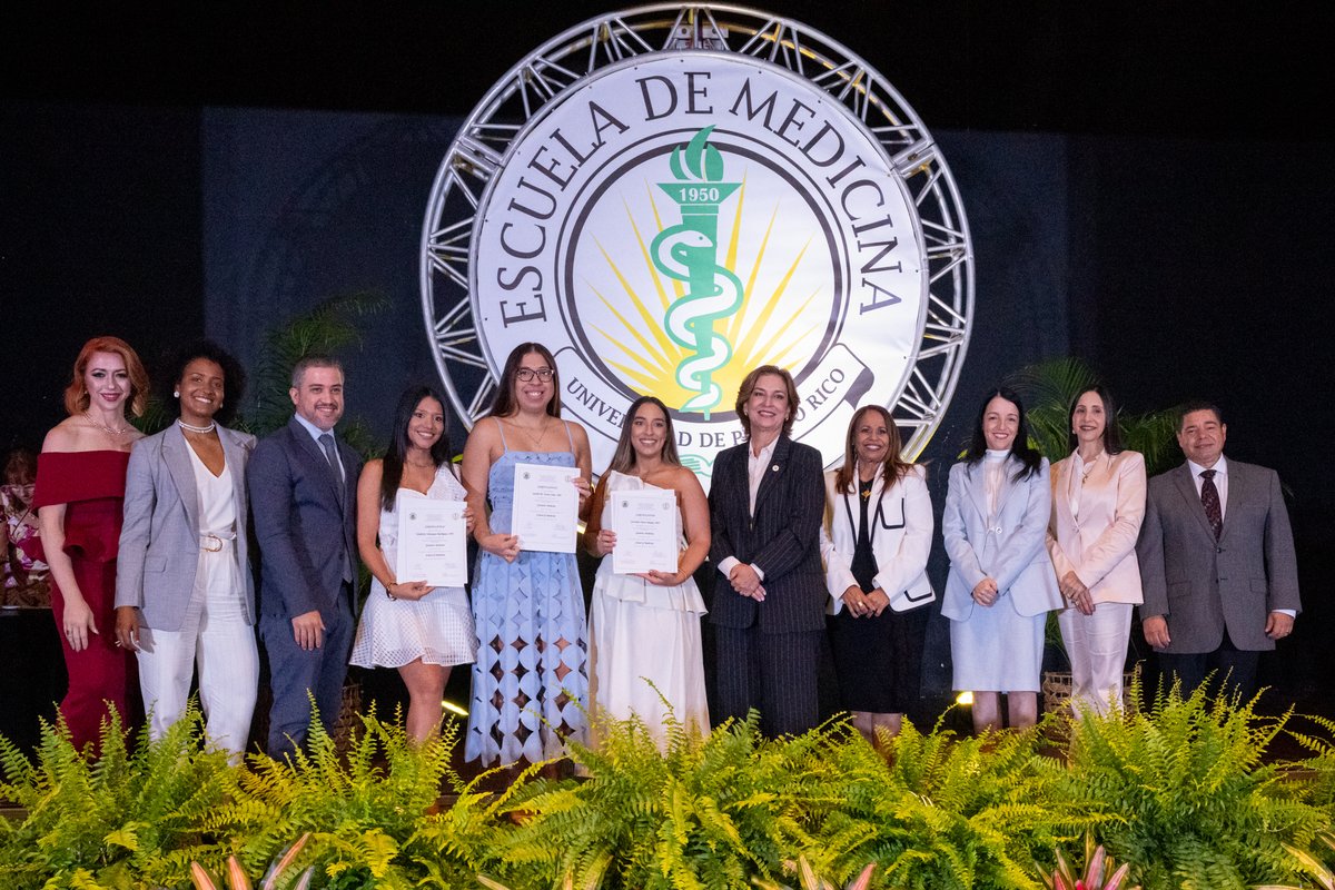 notiseiswipr's tweet photo. 🎓🩺 @rcmupr gradúa 134 especialistas y subespecialistas y juramenta a 96 nuevos médicos y seis científicos

Para más información, acceda al enlace en >>> https://t.co/fIT0wiqmUO

#CienciasMédicas #UPR #Medicina #Salud #Médicos #ResidenciaMédica #Investigación #PuertoRico https://t.co/mCPD4eY0uz