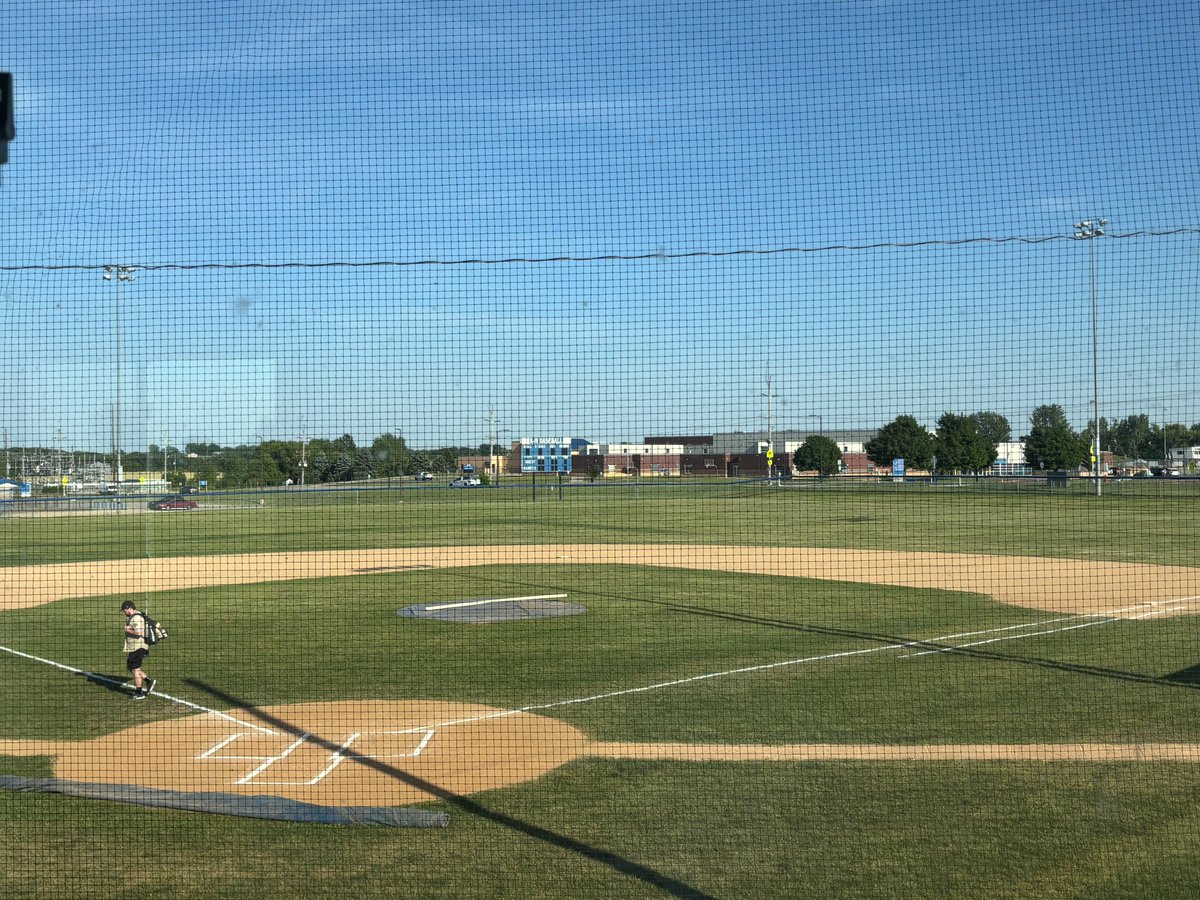 GabeSlavin's tweet photo. We have reached the Snake Pit for the Winona Chiefs road matchup against the Dodge County Diamondbacks for Wednesday Night Baseball!      

Coverage on 99.3 @TheFanWinona starts at 7:15 for pregame.   

First Pitch at 7:30 pm on KWMN https://t.co/BhP3JPquiU