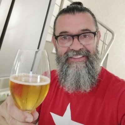 Tyfuhdeu's tweet photo. MINHA REAÇÃO A ESSE TWEET https://t.co/txzQbj6fqj