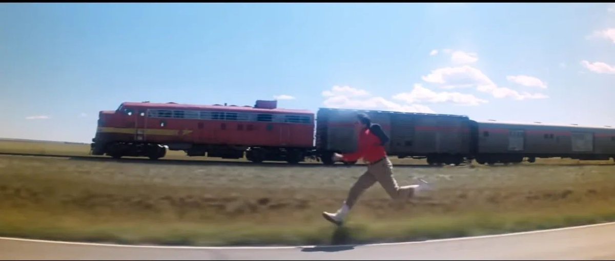 SupermanHomepge's tweet photo. #DidYouKnow today is #NationalRunningDay. https://t.co/UJZBzbNkxM