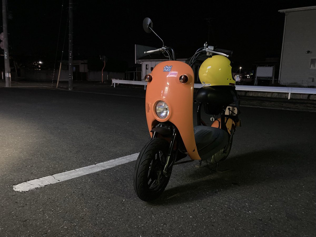 umidoritakasu's tweet photo. 最強バイクと最弱バイクオーナーです
←140馬力　2馬力→ https://t.co/ssE9tSYrIN