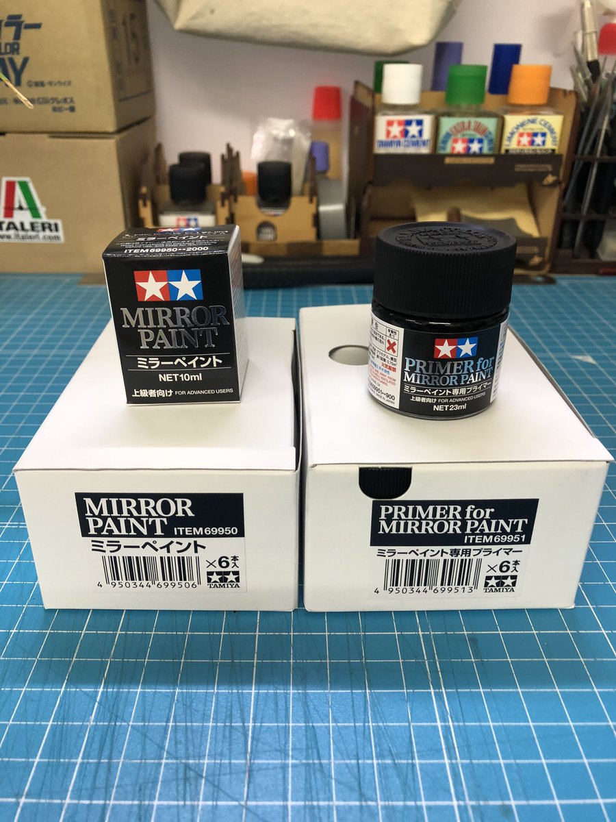 KawaiModels's tweet photo. 【本日入荷】
ミラーペイントはプライマーとセット販売いたします(他追加購入のご協力ください) 
梅雨入りを控え不安定な天気ですが心は晴れ模様で在りたいです😊☀️
✅大切な居場所は支えられる時に応援して買い支えてあげてください🤝✨
★営業時間AM10:00-PM7:00★
#模型店 #静岡市 #カワイモデルズ https://t.co/jiTyPOnyhQ