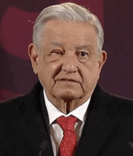 CarlosTorresF_'s tweet photo. 🚨 El #NarcoExPresidenteAMLO una vez más pisotea a Sheinbaum colocándose como su defensor.

@lopezobrador_ salió de su madriguera para acusar al gobierno de Estados Unidos de atacar a @Claudiashein para beneficiar a la "derecha opositora".

En una carta extensa, salió a dar maromas para defender al ex Secretario de Defensa de EPN, reclamó que a los cárteles se les denomine terroristas, arremetió contra Calderón y minimizó la gestión de Sheinbaum al asegurar que durante el mandato de López, Trump ni siquiera se atrevía a mencionar a los mexicanos.