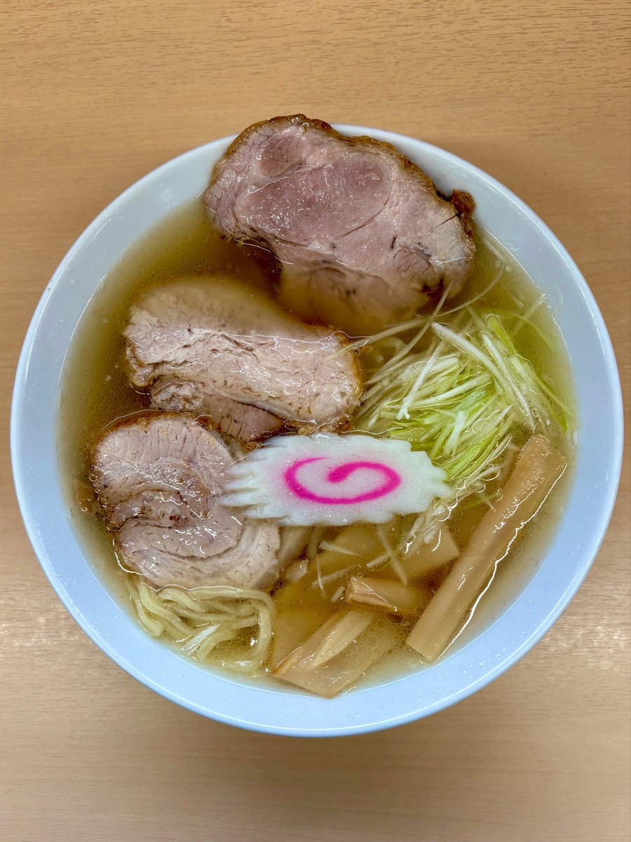 romeo_iocifalla's tweet photo. 青竹手打佐野らーめん 和龍@群馬県明和町
青竹手打ちチャーシューメン(MIX)~塩~
🌟極上の一杯💯 https://t.co/vZHOFZVdqf