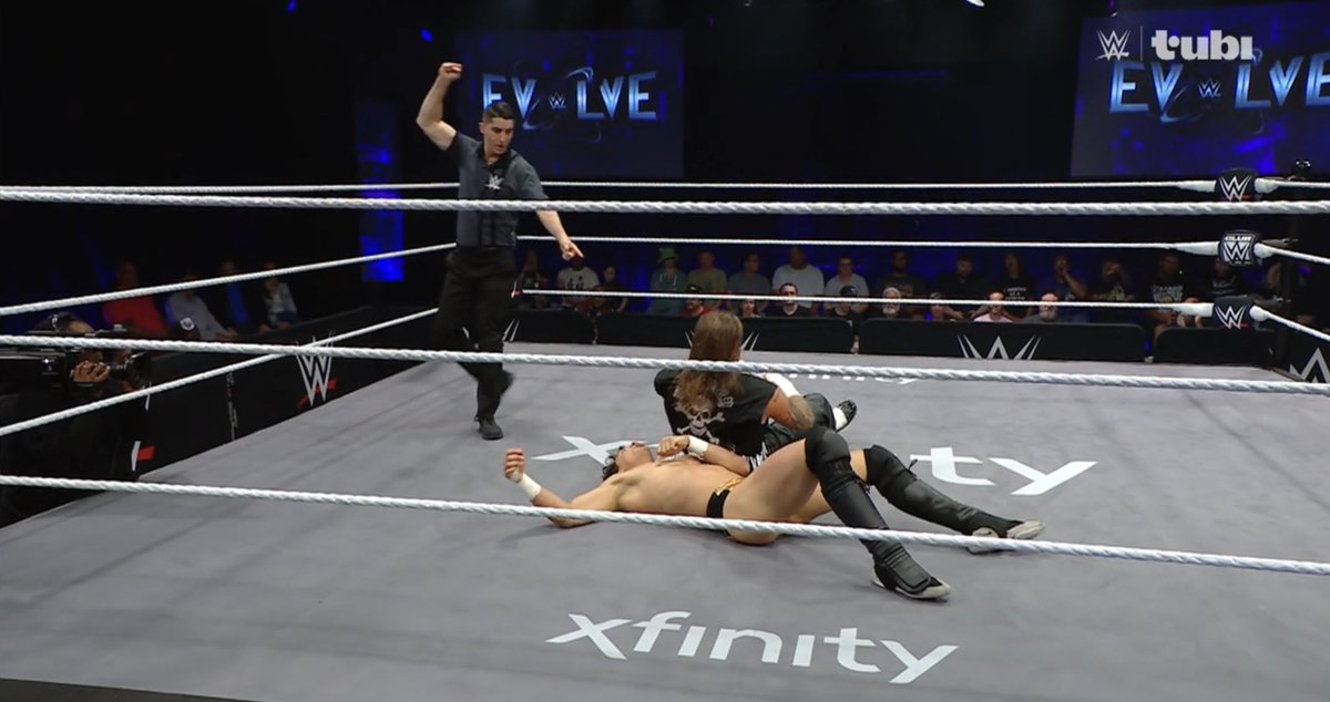 LilLevelUp's tweet photo. Harley Riggins gets the W! #WWEEvolve https://t.co/e7HrAgqz4E