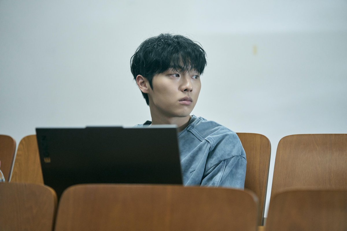 ohruse's tweet photo. ㄹㅇ다른느낌 https://t.co/vc7VwiFsjx