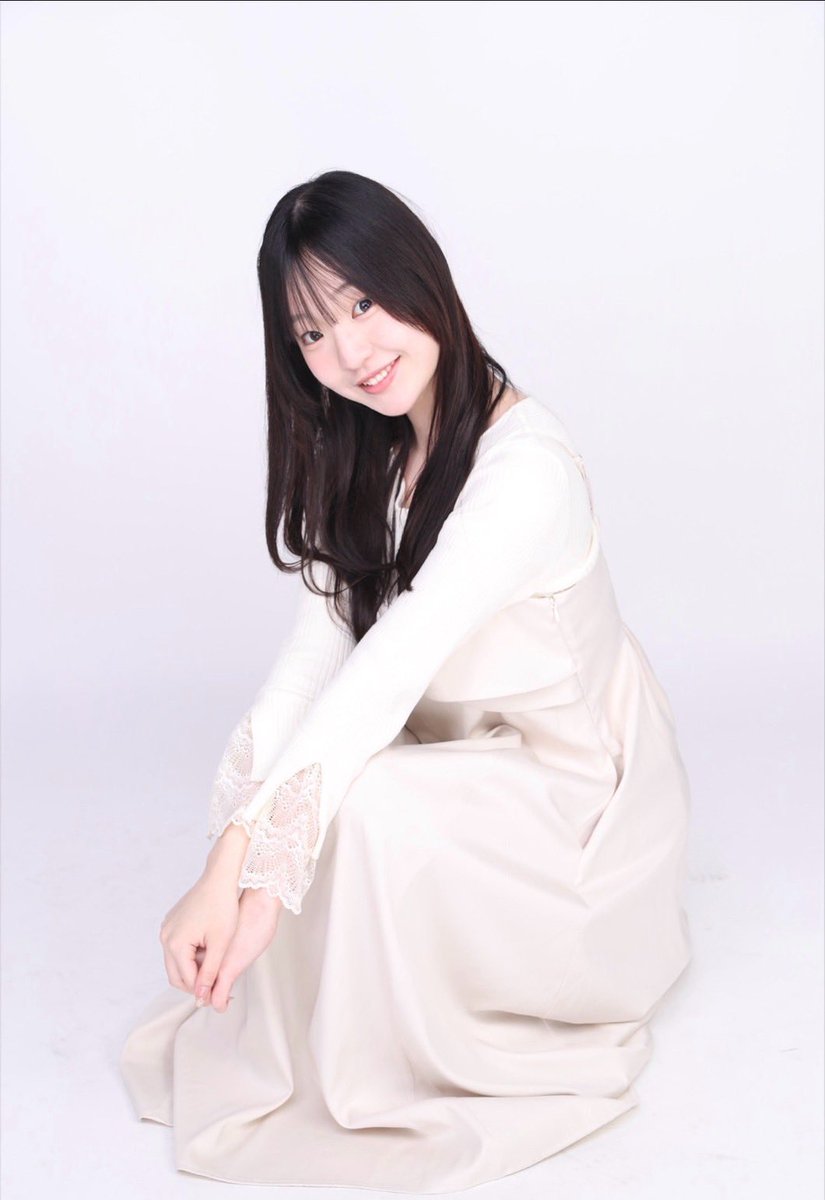campuslab_diary's tweet photo. \新メンバーが加入しました✨/

学習院大学4年生の
小峰萌楓（こみね もえか） さんです！
あだ名は"もえにゃん"に決定いたしました
🐈‍⬛

ご挨拶
学生目線で日常やトレンド、楽しい情報を発言していきます。
これからよろしくお願いします！ https://t.co/rJeEyfLDiY
