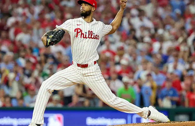 jaysonst's tweet photo. Most consecutive batters faced without allowing a run, live-ball era:

Orel Hershiser, 217
Don Drysdale, 214
Cristopher Sanchez, 190 https://t.co/McBSBIy7mg