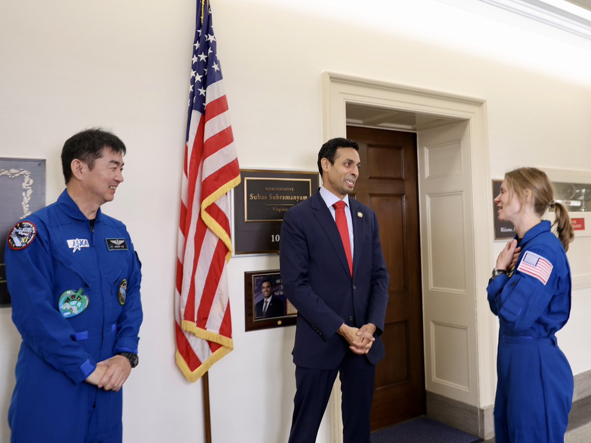 RepSuhas's tweet photo. TIL that Astronauts age faster in space, and then reverse age when they come back to Earth! 

Thank you to astronauts Cardman and Yui for visiting the Hill and answering all of my space questions. I will continue to support the incredible research being done by NASA. https://t.co/dUNo3HGZmK