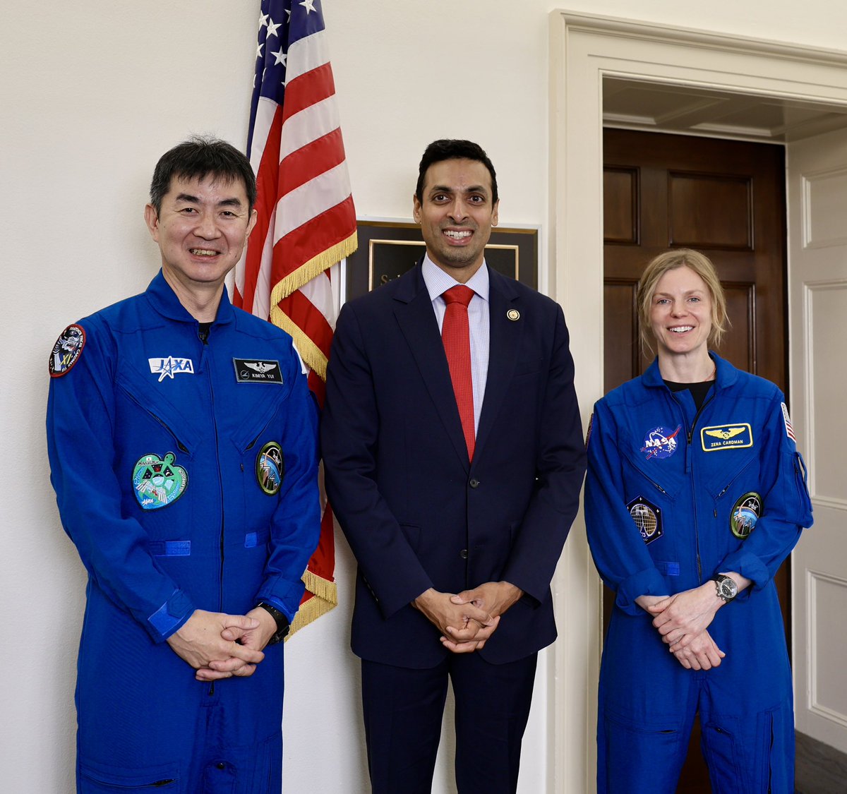 RepSuhas's tweet photo. TIL that Astronauts age faster in space, and then reverse age when they come back to Earth! 

Thank you to astronauts Cardman and Yui for visiting the Hill and answering all of my space questions. I will continue to support the incredible research being done by NASA. https://t.co/dUNo3HGZmK