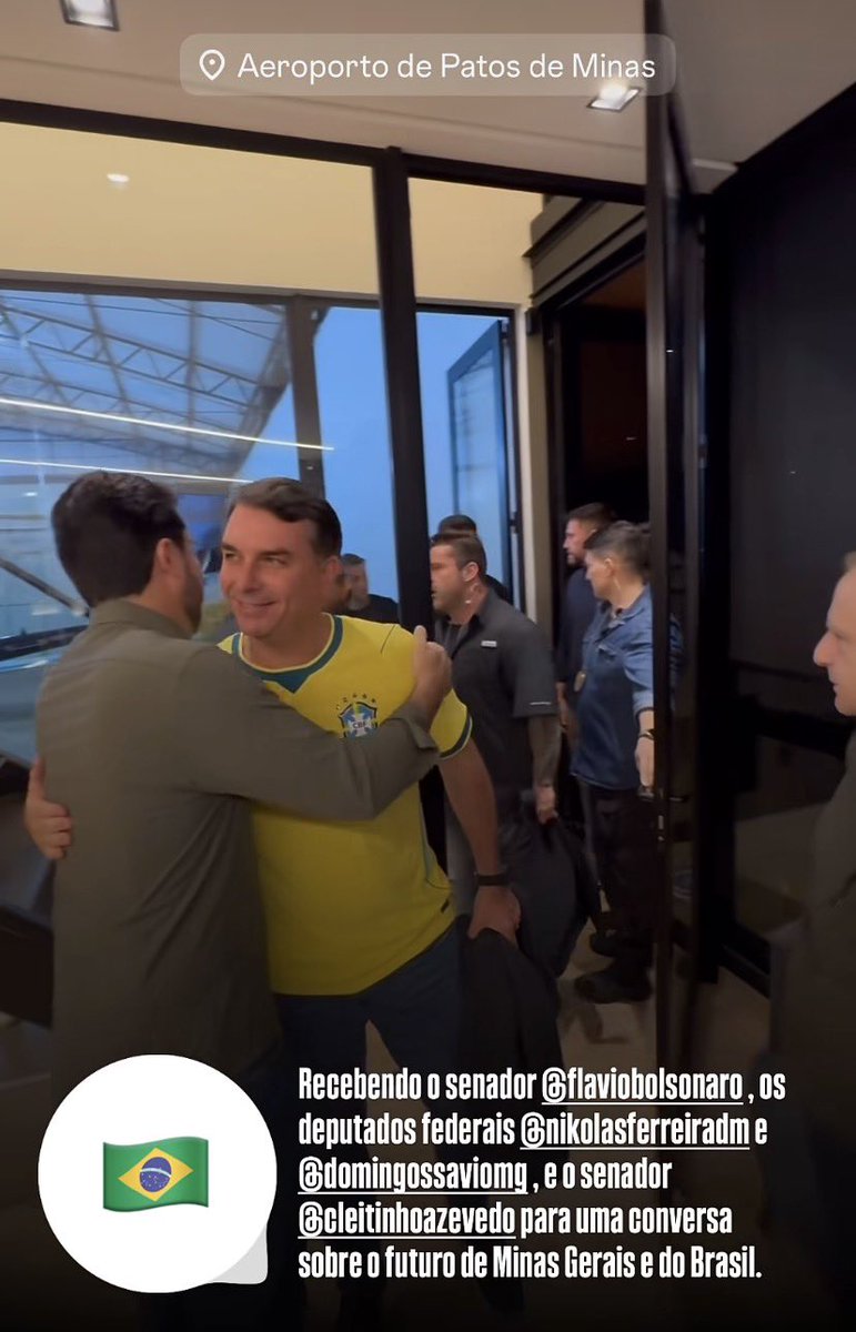 studyyfefe's tweet photo. simplesmente flávio bolsonaro e nikolas ferreira na minha cidade, meu ano acabou . https://t.co/IqnaiJs06R