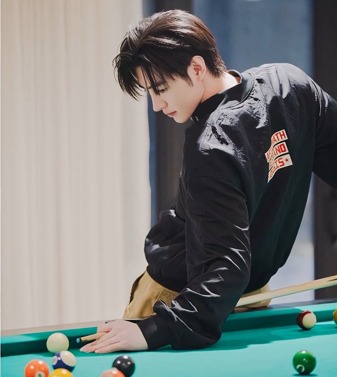 mmmurraya's tweet photo. ป้าด ฮีเริ่มใช้ความหล่อเป็นละติ https://t.co/qifkdTdcWs