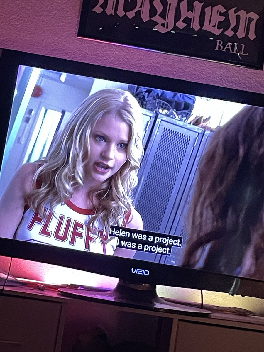 devnontour's tweet photo. Hard to believe I’ve never seen this version of Stephen King’s Carrie with Emile De Ravin ♥️🥀 https://t.co/Nnaiml4nfj
