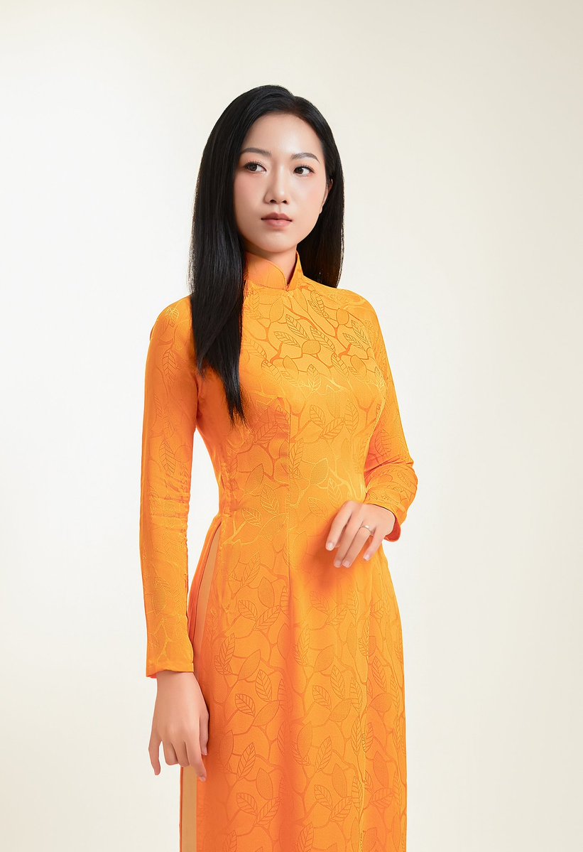 marknvy's tweet photo. Ao dai, Vietnam https://t.co/qFNXuVpaSa
