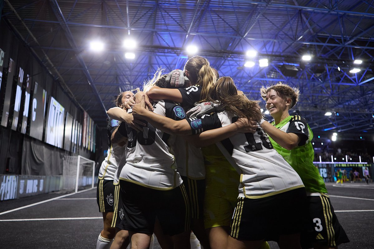 PIOFCFemenil's tweet photo. Vamos por más 💪 https://t.co/WvtIXICz7e