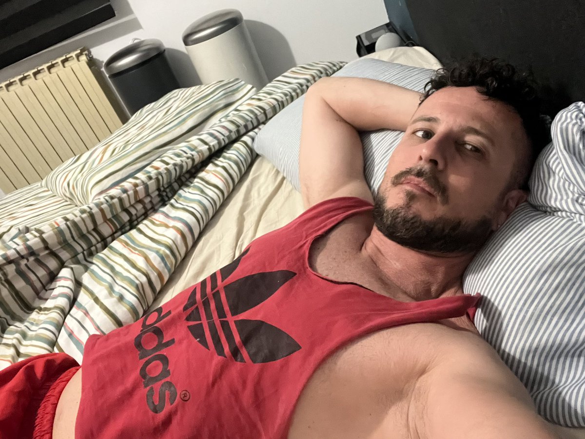 loputomas's tweet photo. La verdad algo de compañía no me vendría mal …🫂 vente. Gabon🌙 https://t.co/UBHw0Lo51R