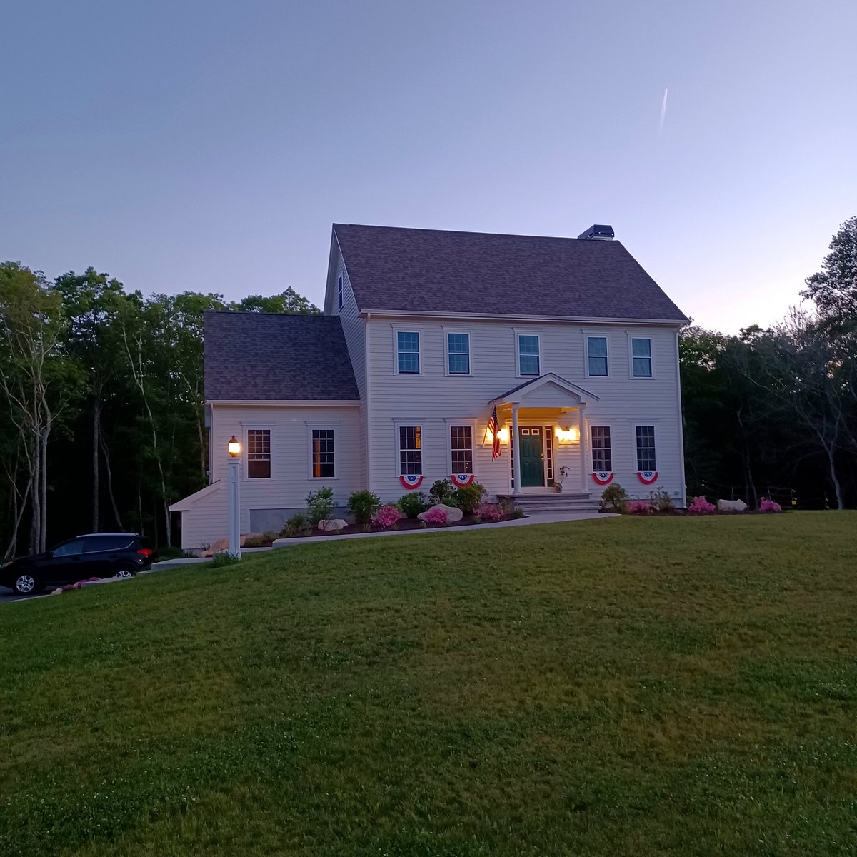 nicholascarrigg's tweet photo. Good evening from New England https://t.co/ml2RlrePxo