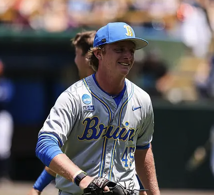 OverSlot_'s tweet photo. TRANSFER: UCLA pitchers Chris Grothues (Junior) and Jack O'Connor (Senior) have entered the portal. Grothues logged 46.1 innings for the Bruins the last two seasons. O'Connor logged 42.1 innings.

Two valuable relief arms looking for new opportunities. https://t.co/e5JOsuedXN