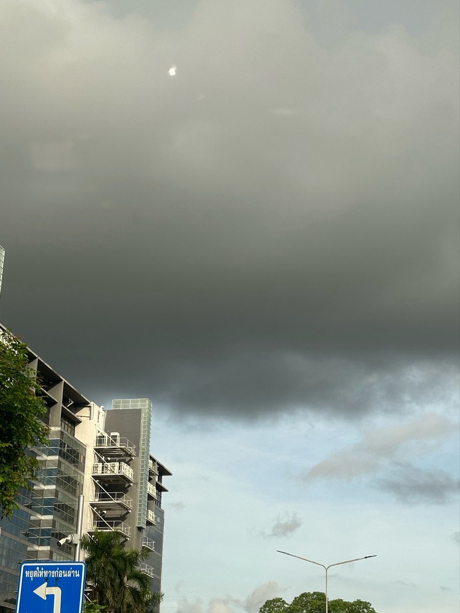 tinycloud18's tweet photo. ทำไมฉันต้องตื่นมาปราบเหยา https://t.co/snj8Q0cubl