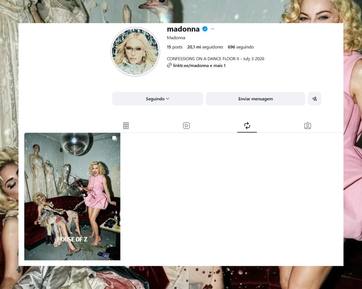 doperotic's tweet photo. as duas brigando usando a gaga com ia morrendo https://t.co/1YwS6ZiJhe