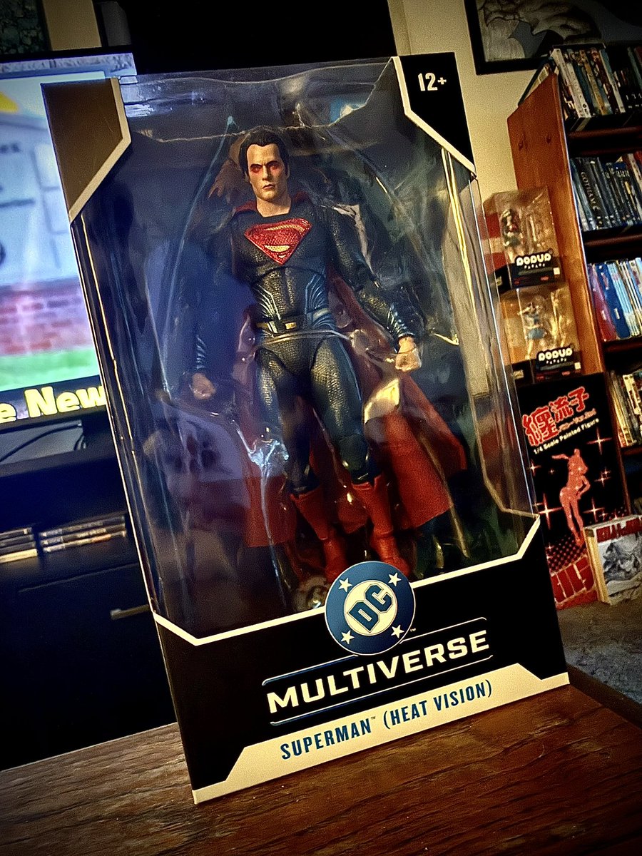 DavidTheBatmann's tweet photo. God bless you all, after months of looking I was able the snatch up the last one at my Walmart. Superman (heat vision) 
#RestoreTheSnyderVerse 
#HenryCavillSuperman 
#BvS https://t.co/u8ZE7qPS0C