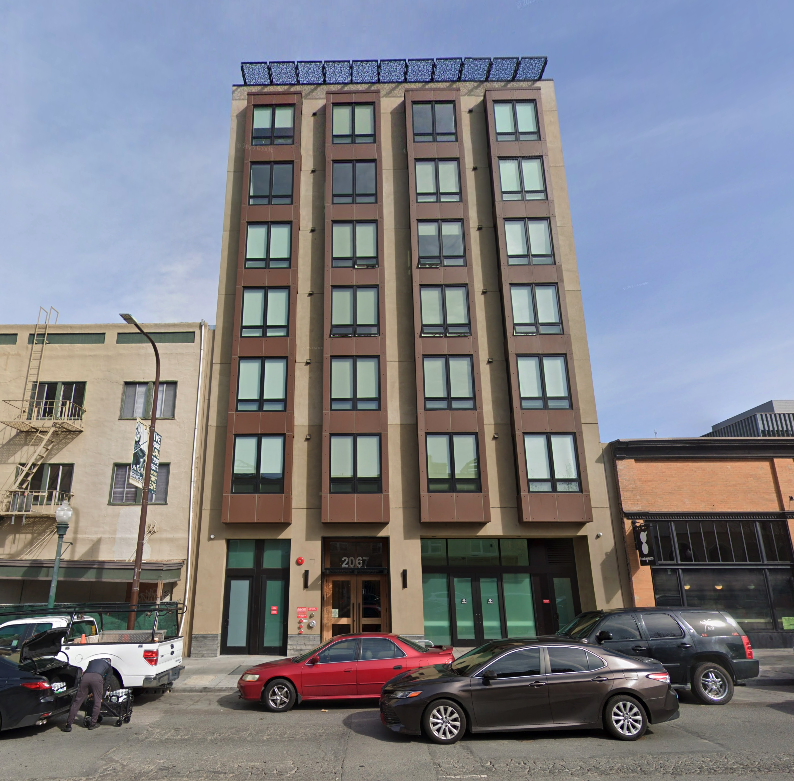 mnolangray's tweet photo. A low-slung commercial building turns into 50 homes in Berkeley. (2019➡️2025) https://t.co/cGuG2PdvbZ
