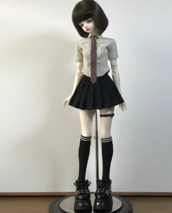 DOLKSTATION's tweet photo. 【入荷情報】
DOLK SELECTより、40cm/MSDサイズ対応ドール用ドレス『ミニスカート学生服』のご紹介です！
➡️https://t.co/Ql2EbBox4Y

クラシカルな学生服セット。
帽子や腿飾りなどの充実した小物が、モダンな通学スタイルを上品に引き立てる一着です。
2色にてご用意しております。 https://t.co/kHMsYKw0QD