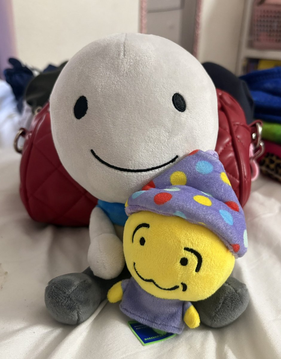 cupinko's tweet photo. Wallter came today so here he is holding Poob #regretevator https://t.co/xOXp162cPa