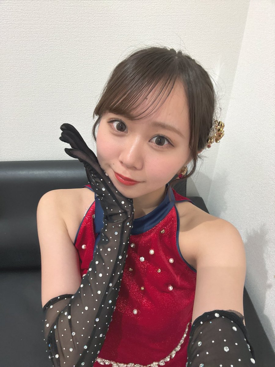 Post by 平山真衣 (NMB48) on X: おはよ🪩👠