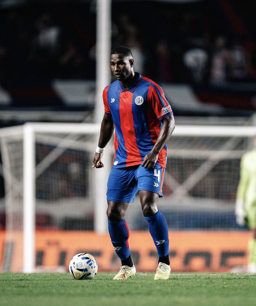 LVDC1908's tweet photo. 🗣️ "Siempre lo mismo, todos los mercados me quieren ensuciar a mí. No estoy libre".

Jhohan Romaña 🇨🇴, defensor de San Lorenzo 🔵🔴, en la charla con @lacicloneta. https://t.co/gT8gWsJZ6S
