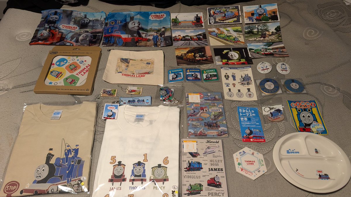 esssiertiz23's tweet photo. So I never got a chance to show off what I got from Japan last month but here ya go! I'm very happy with the purchases...... looking forward to returning again! :)) https://t.co/3rHnVlFwn9