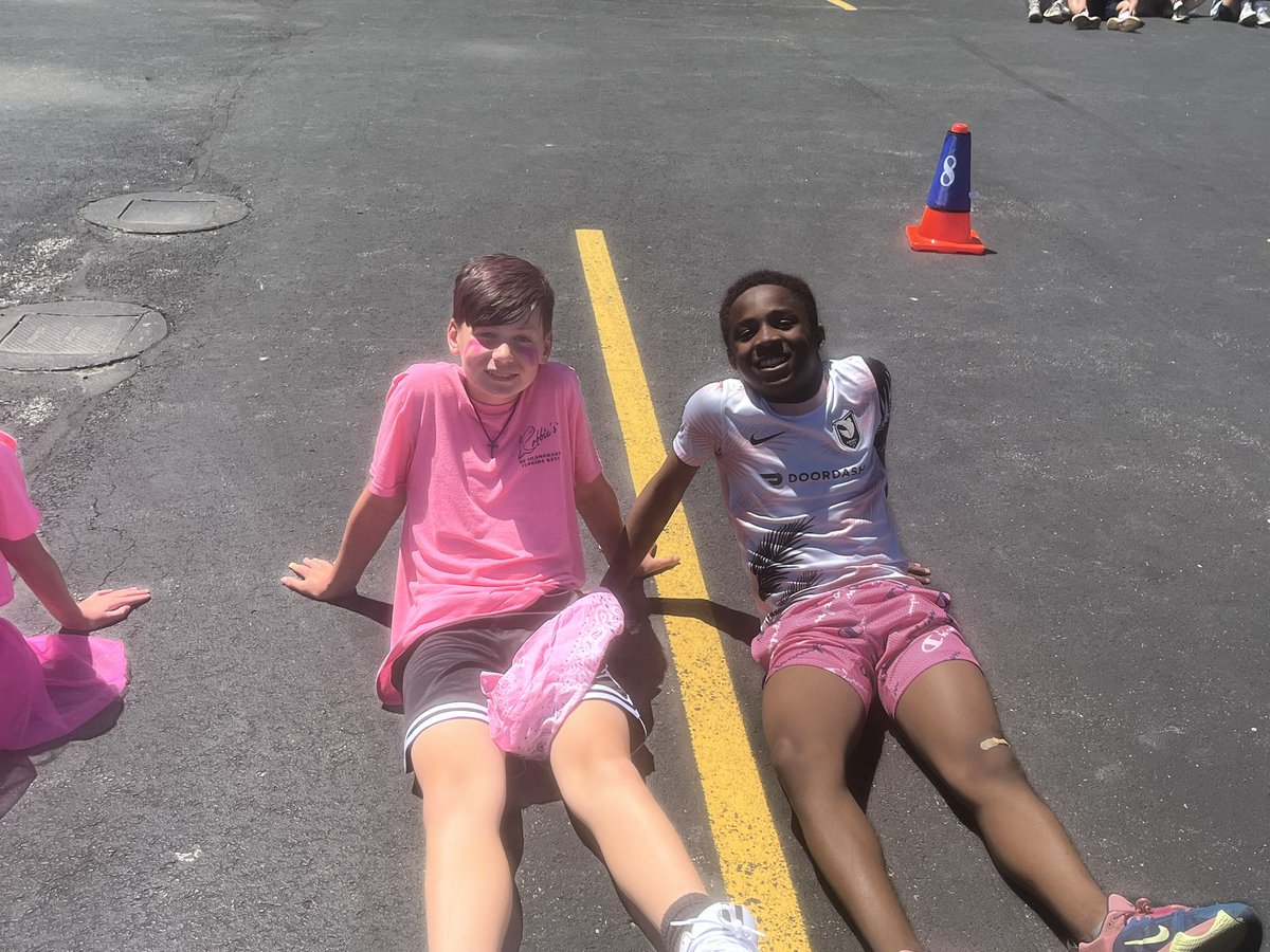 fpcsbchambers's tweet photo. More Field Day Fun! @FPSchools https://t.co/UVAgv1vmXu