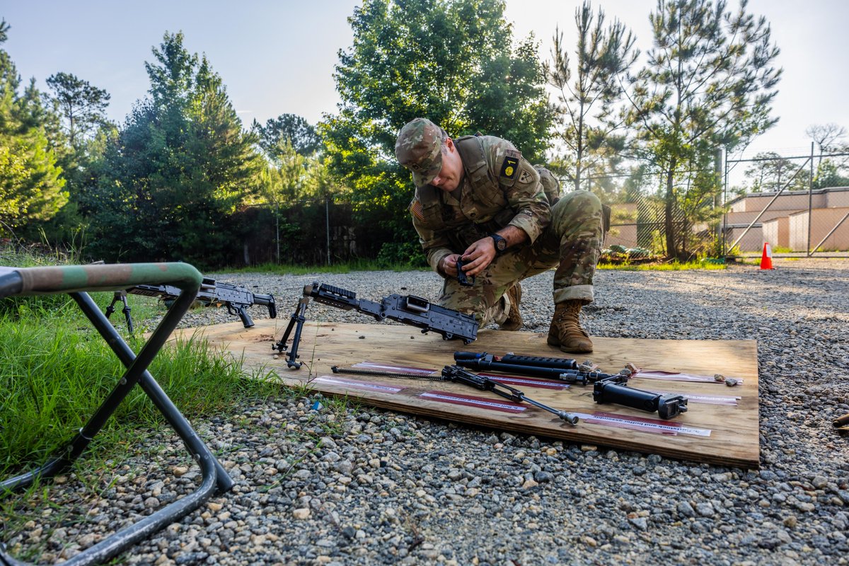 MCoEFortBenning's tweet photo. Day 3 is officially in the books, and the competitors are stepping into the final leg of the 2026 MCoE #DSOY competition. The points are close, the bodies are sore, and the finish line is finally in sight.
๐ธFind the full gallery here: ๐https://t.co/O4zf8XsYAf https://t.co/sm2hdZG7ui