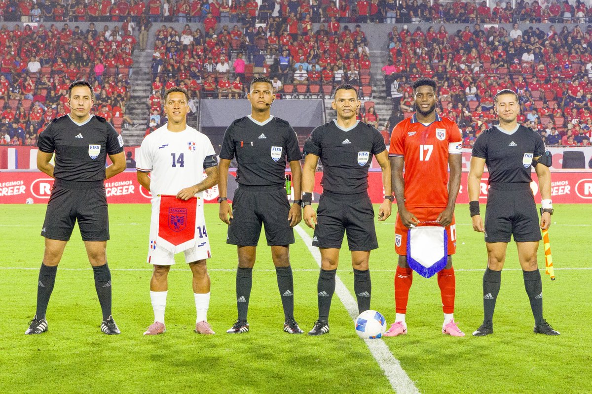 sedofutbol's tweet photo. ¡VAMO’ A ESTO! 🙌🏻🇩🇴🔥 #Panama 🆚 #RepDominicana https://t.co/tg0vgmvs3E