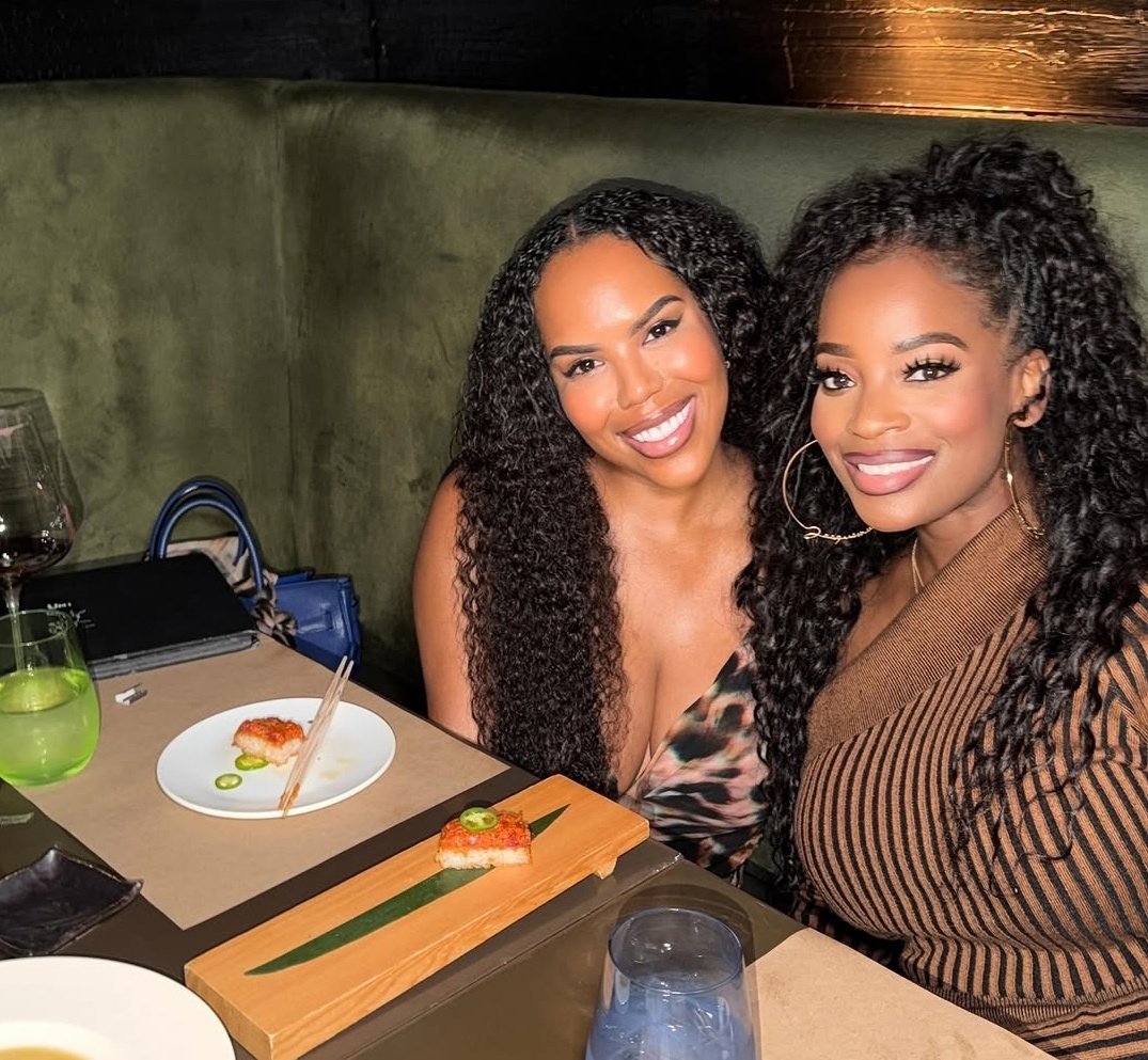 Nprezzed's tweet photo. Shamea &amp; Gerald double date with Kelli &amp; "Jarvis"
They gave yall a hand so yall can find him 😂 #RHOA https://t.co/ZO3LR5lRQr