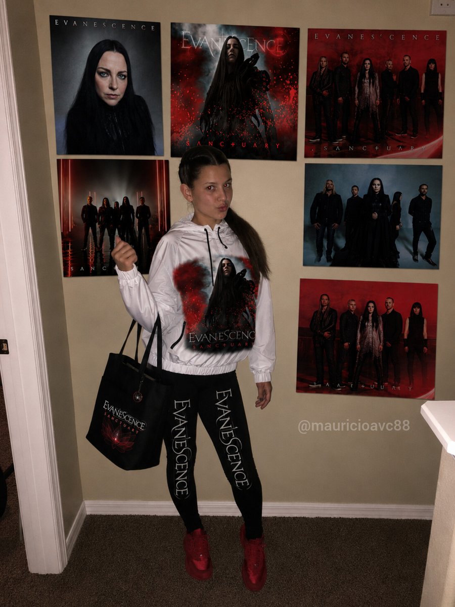 Mauricioavc88's tweet photo. Así estoy con #Sanctuary, porque es un discazo 🔥🖤 #Evanescence https://t.co/JvT84SnLB3