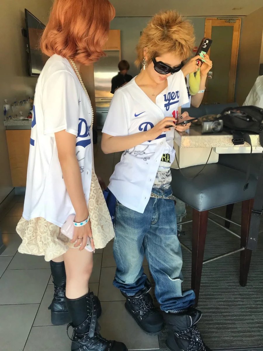 galleryXG's tweet photo. #HINATA update with juria &amp; coco 🩵 https://t.co/2VANlJ09jp