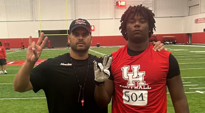 sixstarfootball's tweet photo. EVENT COVERAGE | Several talented prospects make noise at Houston Prospect Camp

💪 Prospects brought the heat
📈 Stock-rising talent turned heads in front of the Cougars staff

🔥 Full recap + scouting reports
STORY ➡️https://t.co/gttuPY1vyA

@Pauladams08 @Brandon98223058 @Skybaby2028 @BradyAllen49799 @JacksonA72885 @JeremyBluford @JustusBroussard @DrewRBryant @AustinChoate_30 @ChaseCorwin_ @JosephDarens63 @BrandonWEvans @jameshtx777 @xGageHarrisx @CivionHines @JacksonHuey_10 @CarterJackson29 @EdenJackson2027 @DiezelJohn8 @CaydenBell55 @DakaraiParker27 @Dontaeperkins27    @KeaganPettit      @AidenraglinQb1 @FedX_2 @CRichardson2028 @kylerichmond01 @JaceRollins2029 @jaydenrollins28 @DefCon_Connor @JoshuaaShorterr @Mckinleyx61 @C3soocold @terrell_stinson @RyderSutton28 @Dylanthomas2029 @lonniemware  @ZaidenSwift